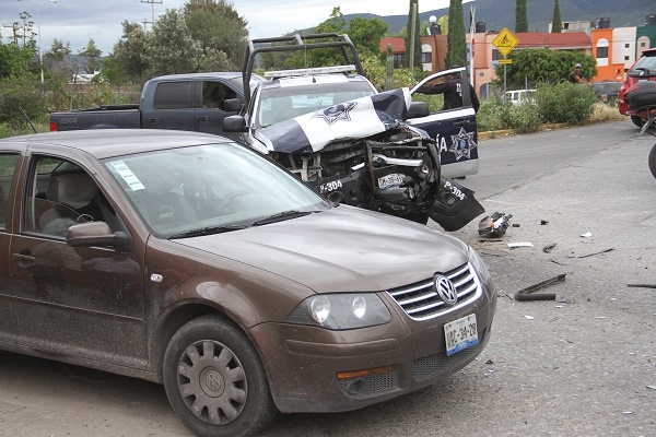 FOTOS: Cayeron asaltantes tras balacera y persecución en Tehuacán