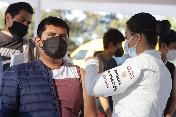 Sedes y horarios de vacunación COVID 18 a 29 años en zona conurbada de Puebla y 12 municipios más