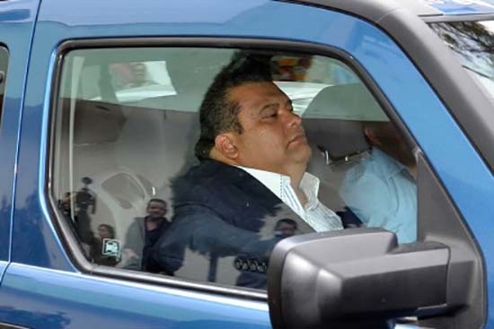 Joven denuncia a Cuauhtémoc Gutiérrez; le ofreció hasta $40 mil por sexo