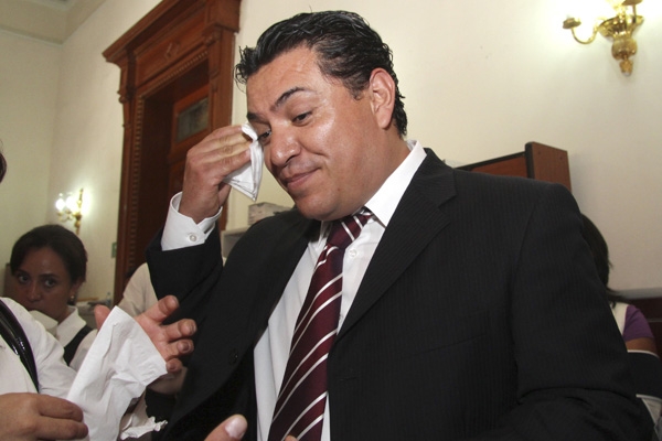 Dictan auto de formal prisión en contra de Israel Pacheco