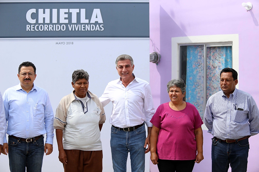 Avanza reconstrucción de viviendas y escuelas de Chietla dañadas por sismo