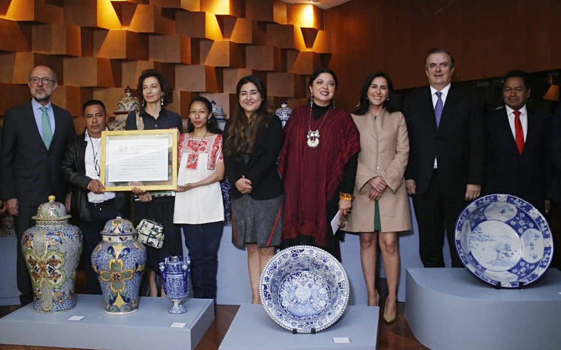 Unesco entrega a Puebla certificado de patrimonio cultural para la talavera