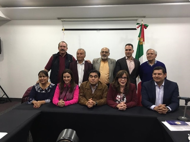 Miguel Barbosa repite como candidato de Morena a gobernador de Puebla