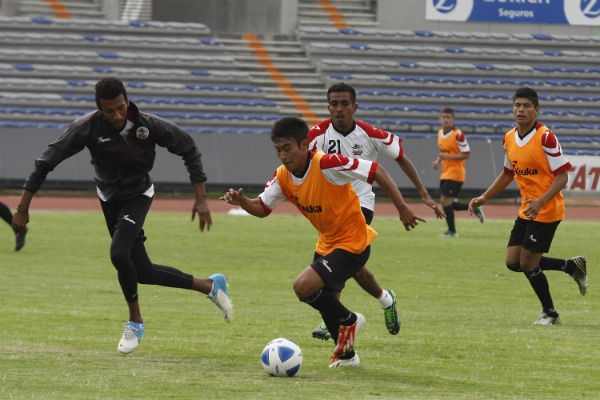 Lobos BUAP regresó a entrenamientos, jugadores desconocen su futuro