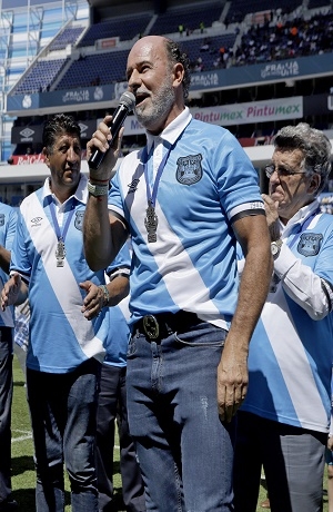 FOTOS: Así fue el aniversario y homenaje a los campeonísimos del Club Puebla