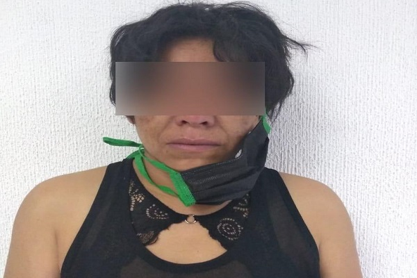 Distribuidora de billetes falsos y droga fue detenida en San Lorenzo Almecatla