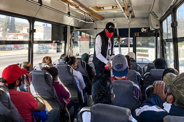 SMT infracciona a 58 unidades de transporte público por incumplir con sana distancia
