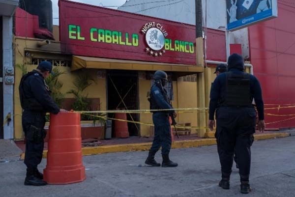 Dos marinos filipinos, entre los muertos en el ataque en table dance “Caballo Blanco”