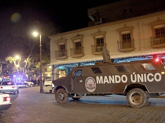 Catean tres casas en Morelos en busca de “El Chapo”