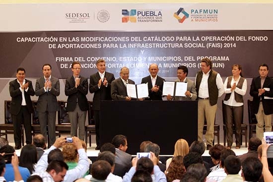 Puebla firma convenio con la Sedesol para fortalecimiento de municipios