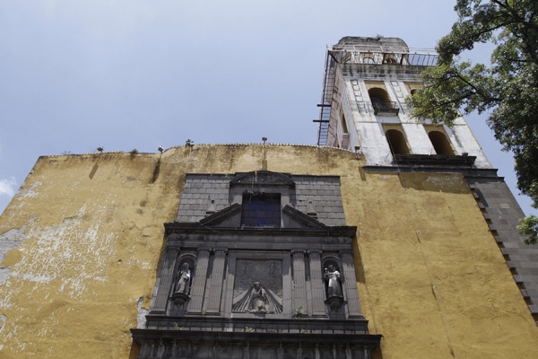 Sismos afectaron 300 edificios del Centro Histórico, advierte UPAEP