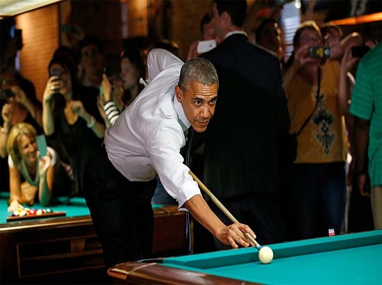 Obama se va de “parranda” en Denver y le ofrecen mariguana