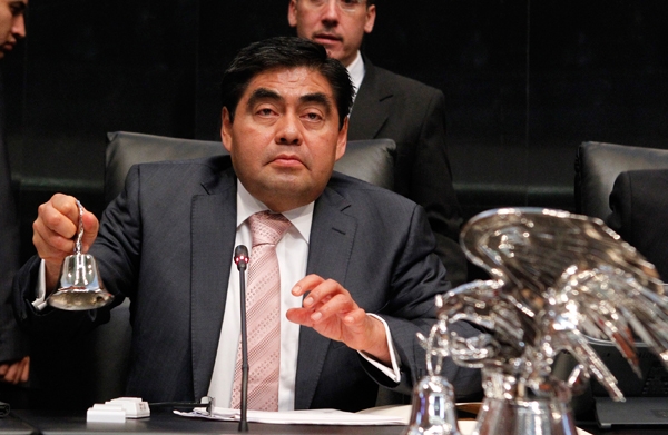Senado cita a 5 secretarios para glosa del segundo informe