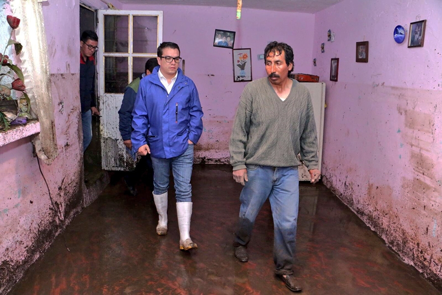 Gerardo Islas coordina ayuda a familias afectadas en Santa Catarina Los Reyes
