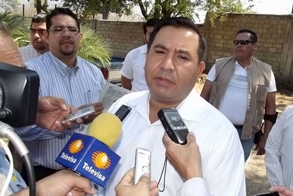 “PRD no lucha por lesbianas, homosexuales ni abortistas”: líder en Guerrero