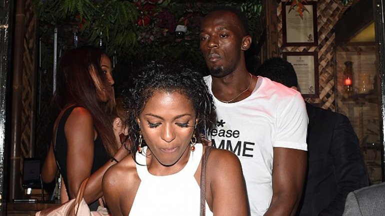 Usain Bolt fue captado en “maratón nocturno” con vino y mujeres