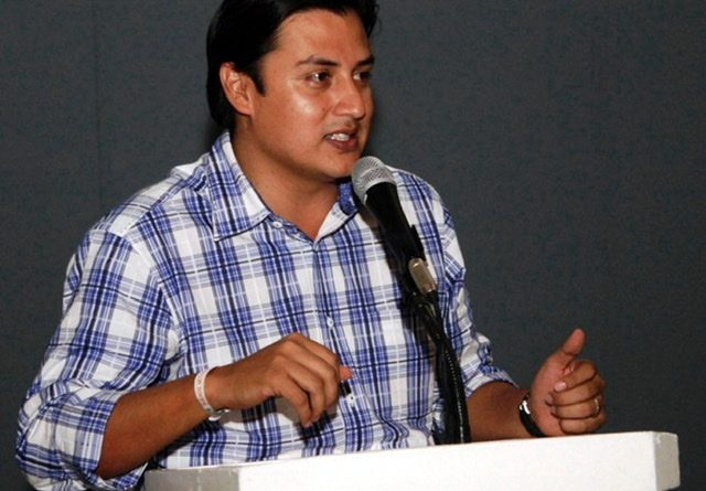 No hay orden de aprehensión contra subsecretario de Movilidad: Barbosa