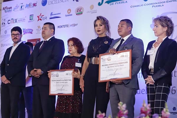 CCE reconoce a 31 policías y funcionarios por su labor en seguridad pública
