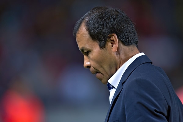 “Profe” Cruz fue cesado como DT de Monarcas Morelia