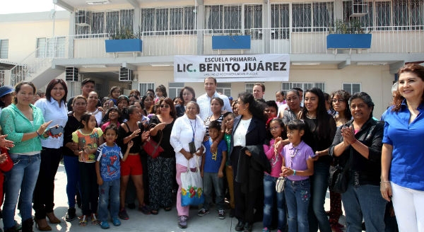 RMV visitó primaria en San Pablo Xochimehuacán