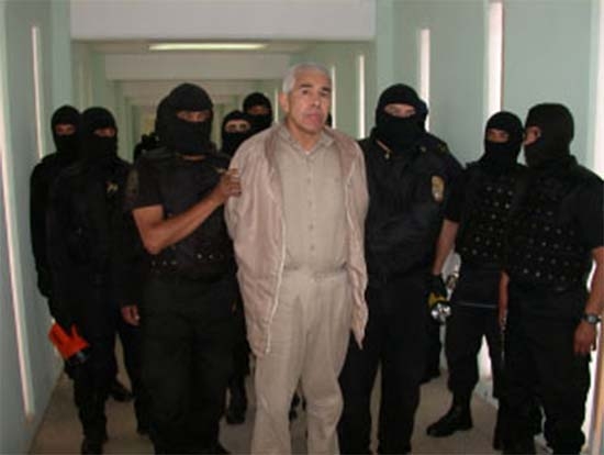 Tribunal rechaza amparar a Caro Quintero contra extradición a EU