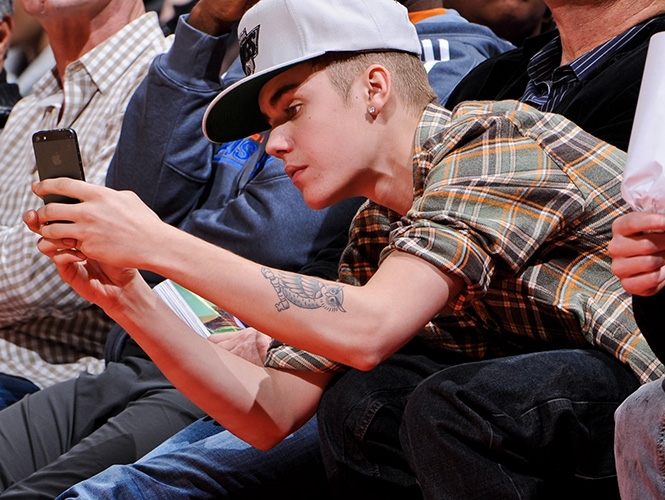 Justin Bieber, acusado de robar smartphone a mujer en Los Ángeles