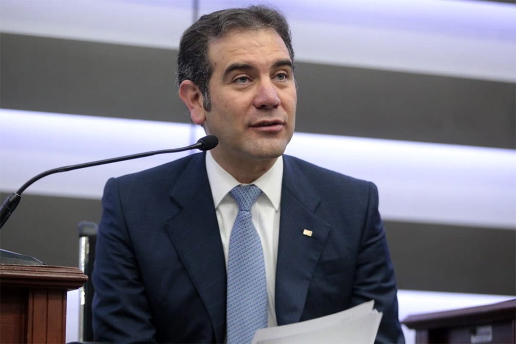 Partidos registran 2.5 millones de representantes ante el INE