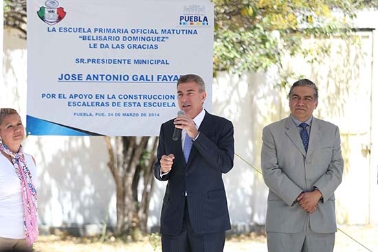 Tony Gali entrega rehabilitación de escuela primaria “Belisario Domínguez”
