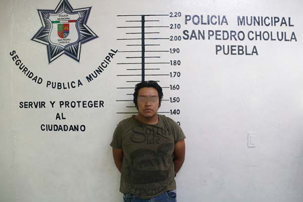 Detiene policía de San Pedro Cholula a hombre con arma hechiza; tiene antecedentes penales