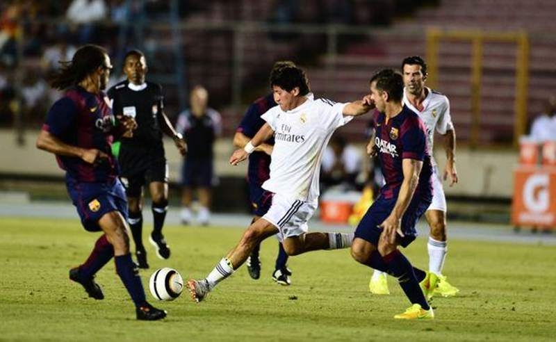 Leyendas de Real Madrid y Barcelona se enfrentaron en Panamá