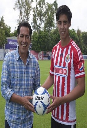 Benjamín Galindo Jr. podría debutar con Chivas ante Club Puebla