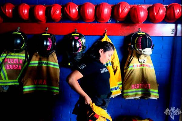 Patricia, bombera, se apropió de una profesión que parecía solo para los hombres