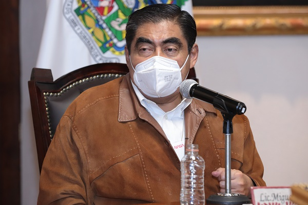 Exhorta Barbosa a alcaldes a realizar entrega-recepción transparente