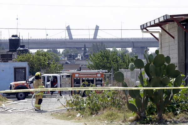 Hallan toma clandestina con fuga de gas LP en bodega de la colonia México 83