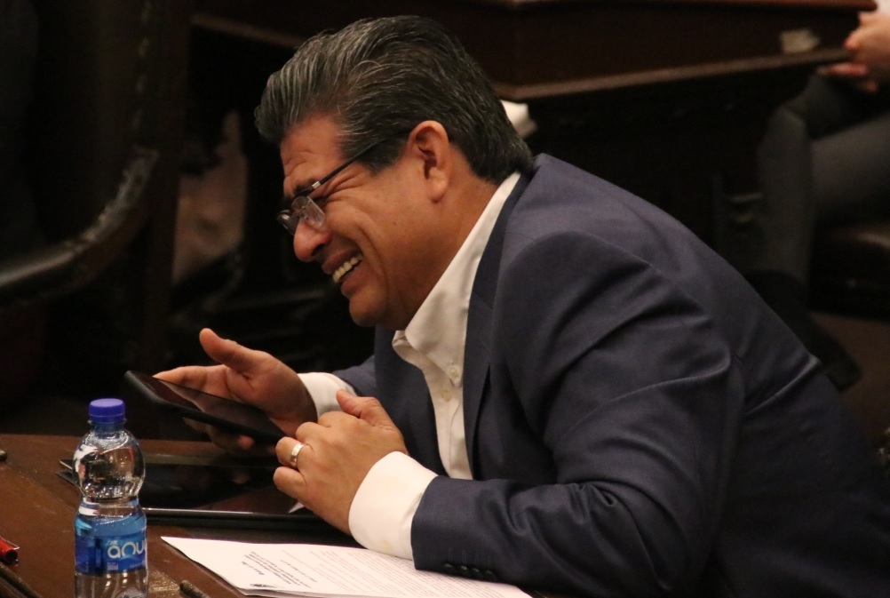 Casique minimiza inconformidades de priístas de Puebla
