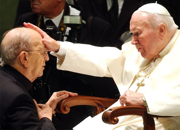 Vaticano vigilará a Legionarios de Cristo mediante un asistente