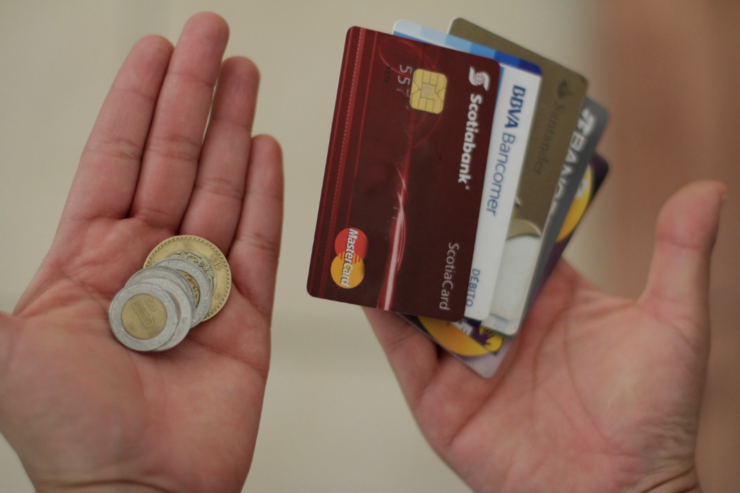 Cancelan más de un millón de tarjetas de crédito en pandemia