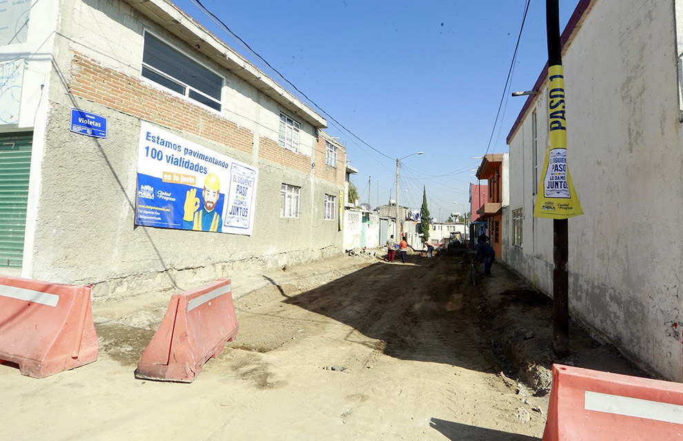 Avanza pavimentación de las calles 20 de Noviembre y Violetas