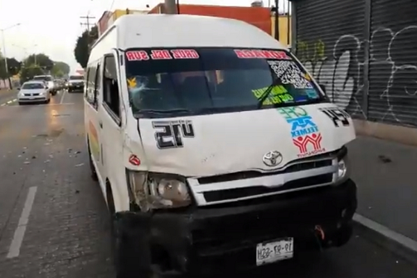 Colisión ente Ruta 24 y transporte de personal dejó al menos 3 lesionados en Puebla