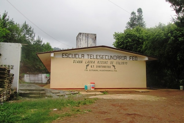 Con balonazo mandan al hospital a estudiante de telesecundaria
