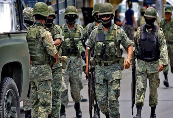 Dan sólo 40 pesos diarios como incentivo a militares que combaten el crimen