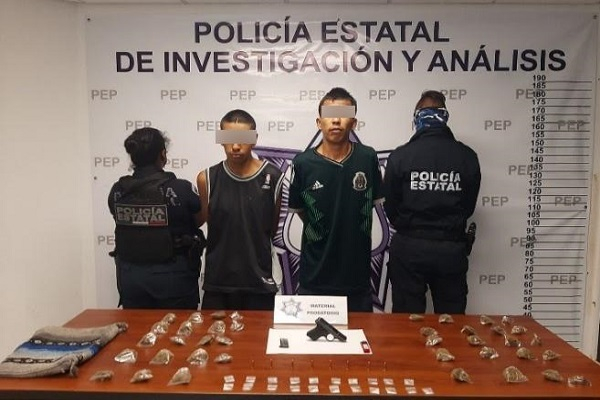 Hombres con drogas y arma de fuego son aprehendidos en Chietla