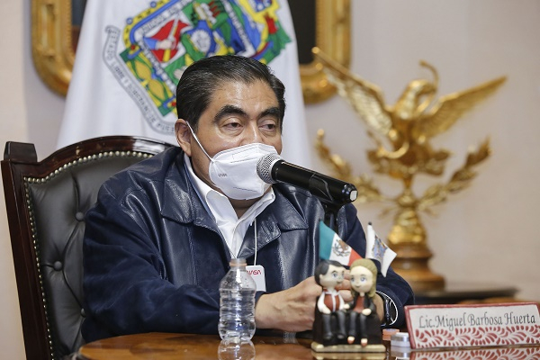 Mi gobierno no se mete en la vida interna de los partidos, responde Barbosa a Huerta