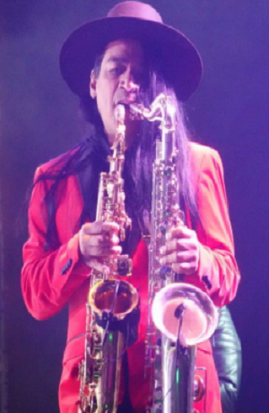 Sax, integrante de la Maldita Vecindad, muere a causa del COVID-19