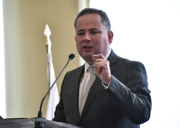 UDLAP firma convenio con la UIF