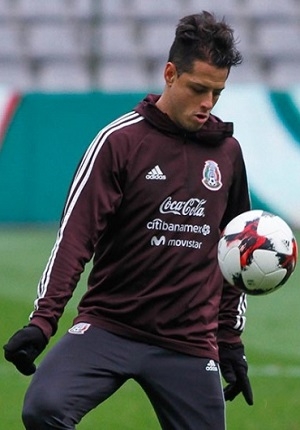 Chicharito obtiene el Premio Nacional del Deporte 2017