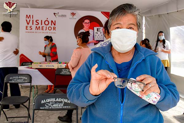Ayuntamiento de Cuautlancingo entrega 975 lentes mediante el programa “Mi Visión es Mejor”