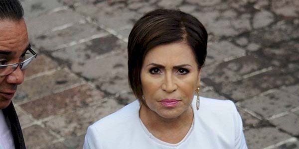 Rosario Robles se ampara contra persecución de AMLO por “Estafa Maestra”