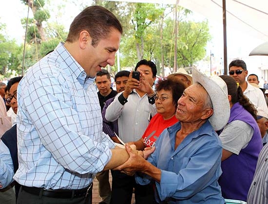 RMV anuncia créditos por 500 mdp para el campo de Puebla
