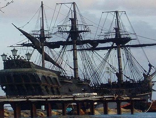 Barco de “Piratas del Caribe” se hunde en aguas caribeñas